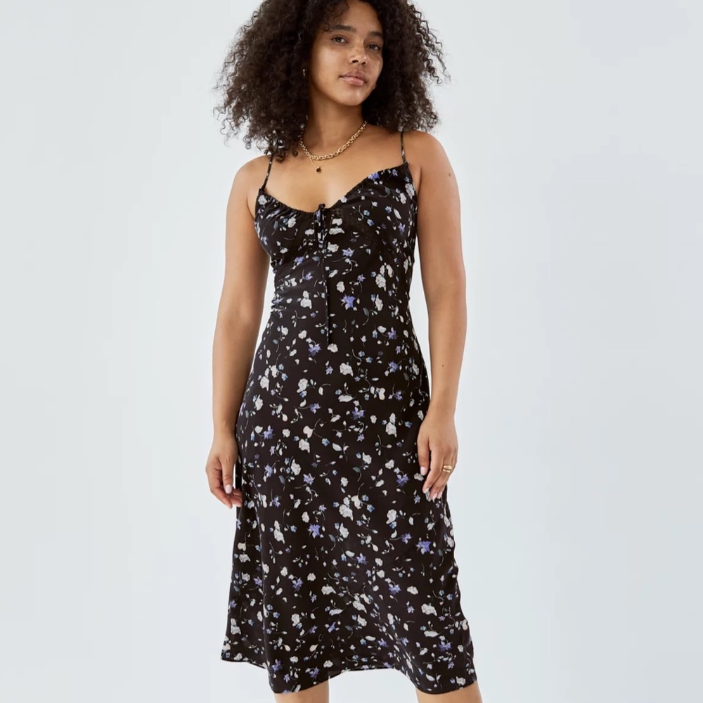 Aritzia Naomi silk dress